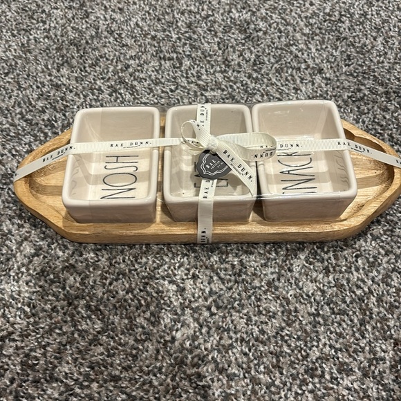 Lot of 2. Rae Dunn 3 pc Wooden Snack Tray. 3 pc lemon dessert plate /bowl. new - Picture 6 of 12